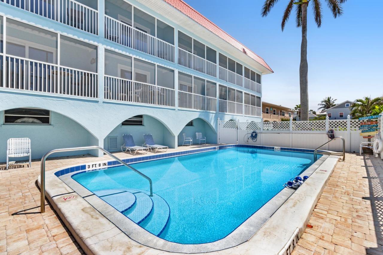 Sunset Villa 2 Bradenton Beach Bagian luar foto